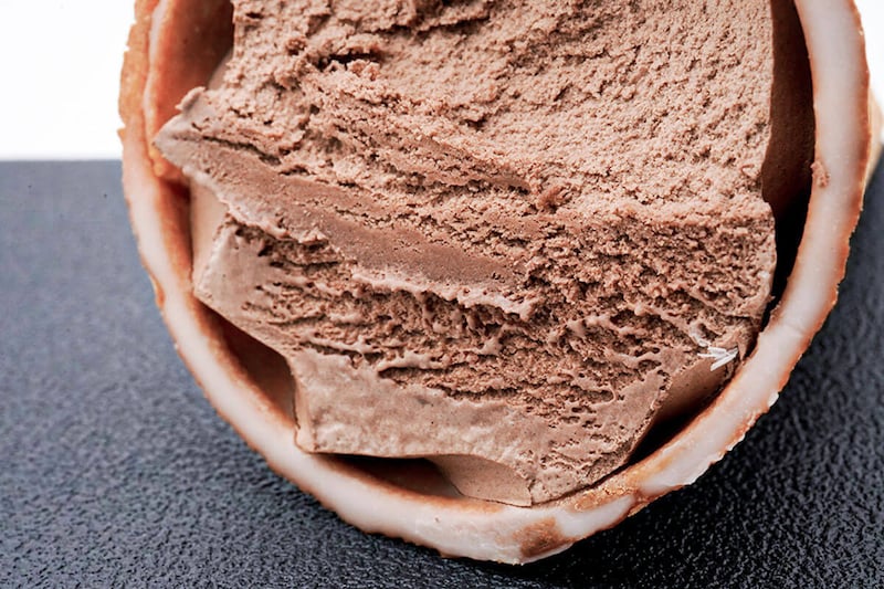 ロッテ ワッフルコーン本格ベルギーチョコ