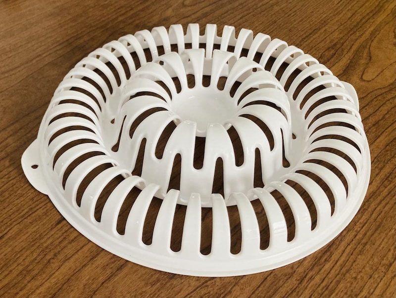 ダイソー「電子レンジチップスメーカー」