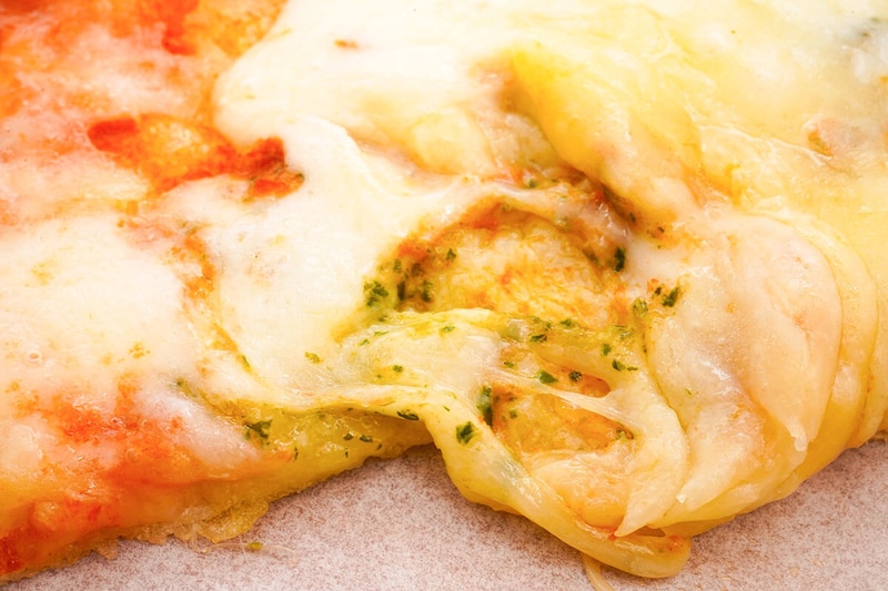 無印良品国産バジルのマルゲリータピザ