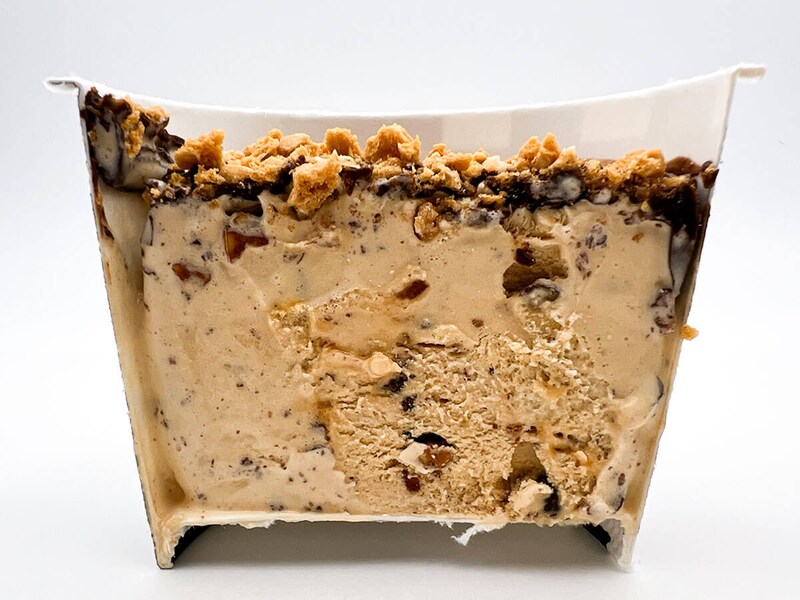 セブンイレブン限定「N.Y.C.SAND N.Y.リッチスカッチサンド＆Wチョコレートアイス」が話題！