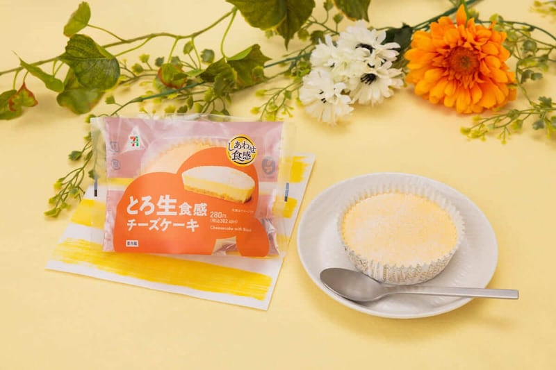 セブンイレブン、話題の「とろ生食感チーズケーキ」を総重量約1.2倍でリニューアル