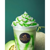 ゴディバ、メロンフレーバーの新作ドリンク3種を販売！チョコレート×メロンの爽やかな味わい