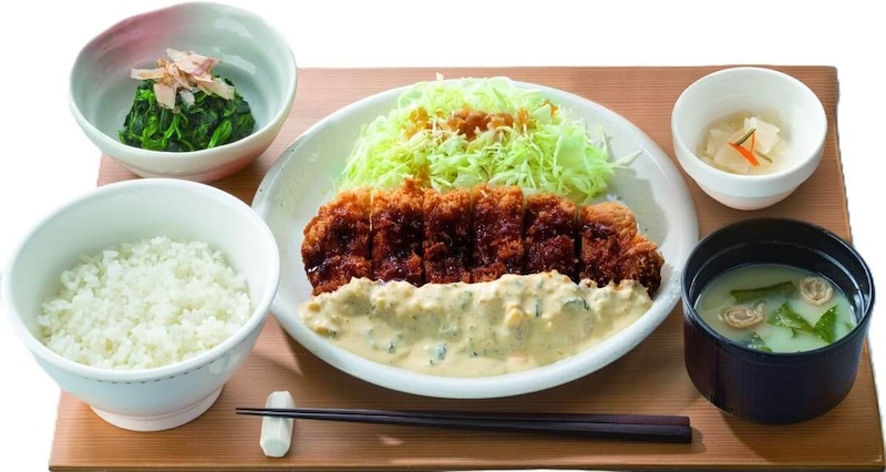 「ひんやり涼麺」「ガスト食堂」