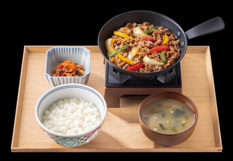 『牛鉄板スタミナ焼肉定食』『牛スタミナ焼肉丼』