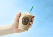 タリーズコーヒー、創業日を記念したエスプレッソドリンク「バニラアフォガート シェイクール」発売