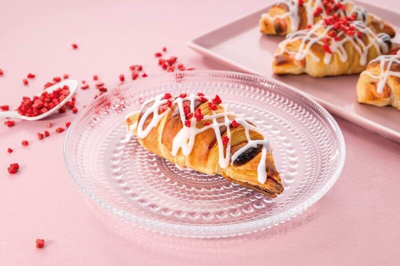サンマルクカフェ、プレミアムチョコクロシリーズの新作「プレミアム ICHIGO チョコクロ」発売