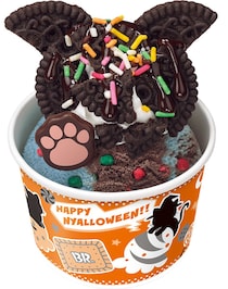 【サーティワン】新作のハロウィーンフレーバーは“サツマイモ×黒ごま”！　「黒ねこ」モチーフのサンデー、ボックスにSNS「買いに行かにゃいと」