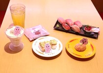 前回の「おぱんちゅうさぎ」コラボのグッズも！