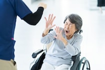 虐待、不快な思い…介護施設での「不適切ケア」　大切な家族を“守る”ポイントとは？