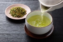 【豆知識】「玄米茶飲むと血糖値が下がる」って本当なの？　“真偽”を糖尿病専門医に聞く
