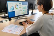 「人生で一番役立ったスキル」ランキング　3位「パソコン活用スキル」2位「語学力」…1位は“生きる上で必要”なスキル