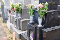 「親から相続したくないもの」ランキング　3位「借金」2位「お墓」…1位は“両親が相続して困っていた”もの