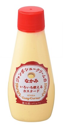 【実際の画像】「いやマヨネーズじゃんwww」→いえカスタードです！　これが、マヨにそっくりすぎる「ジャンボシュークリームのなかみ」を絞り出す様子です！すごい！