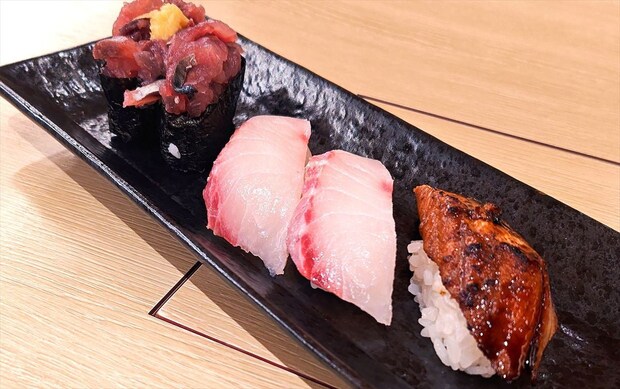 【くら寿司】うなぎ、さば…「九州フェア」開催　“消える”ハロウィーン限定ドリンクも