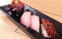 【写真】えっ？　消える？　不思議な「消えるゴーストメロンソーダ」のビジュアルは…　“ぷるぷる”オバケも！