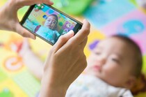 【賛否】「子どもの写真をSNSに投稿」アリ？　ナシ？　子育てアドバイザーに聞く見解