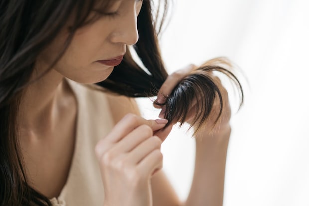 髪のカラーリング後、すぐに色落ちてしまう…原因＆長持ちさせるコツとは【美容師が解説】