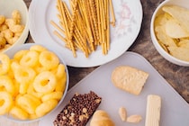 お菓子好き1000人が答えた「つい買ってしまう推し菓子」ランキング発表！　「キットカット」「じゃがりこ」に大差をつけた圧倒的1位は？