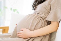 【無痛分娩】の麻酔「お酒に強い人は効きにくい」って本当？→産婦人科医に聞いてみたら《真偽》が判明