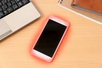 【豆知識】「えっ…！」　これが「スマホ」が発熱する原因＆対処法です！