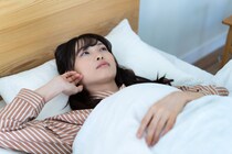 「朝起きられない」は怠けではなく「起立性調節障害」かも　精神科医に聞くNG行為