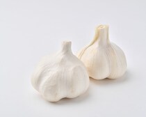 SNS「明日人に会えない」も…「ニンニク」食べ過ぎが招く体臭以外のリスク