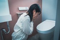 【要注意】ノロウイルス食中毒はスマホも要因？　医師が教えるNG行為