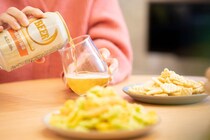 【豆知識】早く冷やしたいのは分かるけど…「缶ビール」を“冷凍庫”に入れるのはやめて！　大手メーカーが注意喚起するワケ