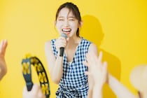 男子にモテる最強ソングは？　カラオケで「女性に歌ってほしい曲」ランキング