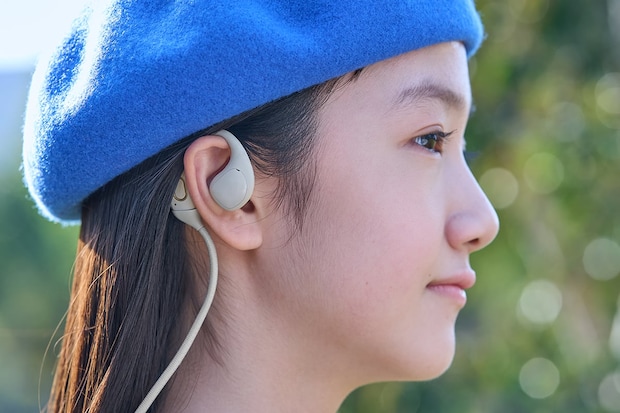 ワイヤレスイヤホン感覚で「聞こえづらさ」解消! オープンイヤー型集音器「cocoe Ear」2026年春発売へ