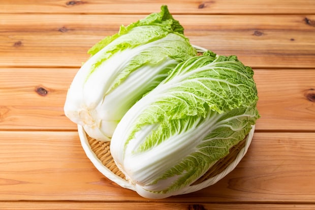 栄養価高く、かさ増しに便利な「白菜」は食べ過ぎると危険？　リスク＆上手な食べ方を医師に聞く