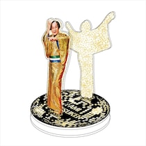 “マツケン”松平健の「証明写真ガイドライン」ブロマイド　“平成ギャル”マツケン×キティ「しっぽ風チャーム」　ファミマ発売