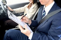 【自動車教習所あるある】教官にイラッとした“瞬間”3選に「むちゃくちゃ分かる」「全部当てはまる」