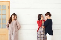 【独身】気まずさ＆肩身の狭さを感じる“あるある”5選