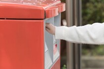 【えっ！】コレが気になる「検査キット」の中身です！　がんを見つける「線虫」も！