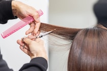 【要注意】実はNG！　これが「美容院」に行く前にやってはいけない行為です