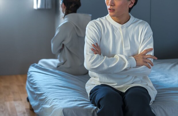 夫婦の営み「ある」既婚男女の6割「結婚前より減った」　一方「増えた」50代も…生々しい《実情》浮き彫りに