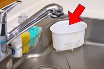 【実は多い】排水口や三角コーナーを「毎日洗わない」人たち　SNS「面倒すぎる」