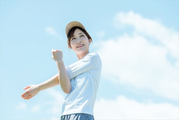 散歩・運動前に…ウオーミングアップ法をパーソナルトレーナーが解説