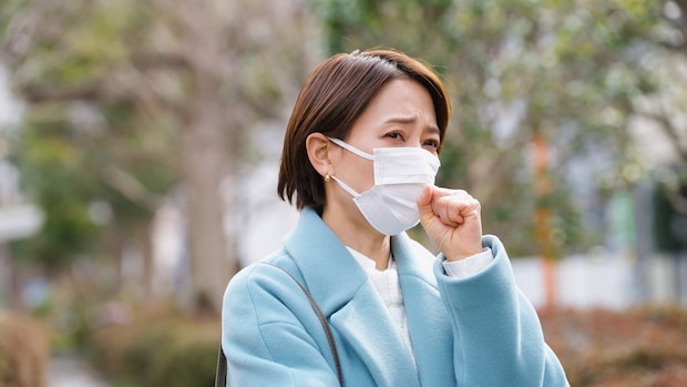 風邪のときに摂取勧められるけど…「喉の痛み」悪化につながる“意外な食べ物”とは【医師が解説】