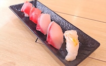 【写真】まぐろ＆カニの“マウンテン”　このボリュームで500円以下は安い！　フェアメニュー全11種がコレ！