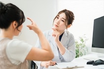 肌荒れ、赤みやかゆみ…どのような症状だったら病院へ行くべき？