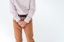 【恐怖】症状出たときにはもう手遅れ？　「前立腺がん」の発症リスク高める2つの「生活習慣」とは　専門医が予防法を解説