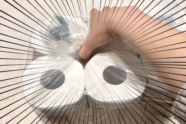 「トイレットペーパーの袋」指で“ズボッ”と開けてない？ 「ほわちゃー！」派から「メーカー推奨」まで！　SNSで判明した驚きの“開封法”