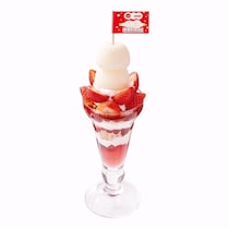 【ガスト】旬のイチゴ×「雪見だいふく」　高さ25センチ大ボリューム”タワーパフェ”　スイーツ4種発売