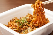 「カップ焼きそば」人気ランキング　3位「ペヤング ソースやきそば」2位「ごつ盛り ソース焼そば」…1位は？