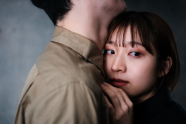 既婚男女6800人超が「浮気になる」と思う相手の行動…6割近くが答えた《浮気の定義》トップ回答が生々しかった