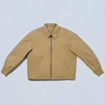 【ファミマ】「コンビニエンスウェア」50％オフ　クリアランスセール開始　ジップアップジャケット新色も発売