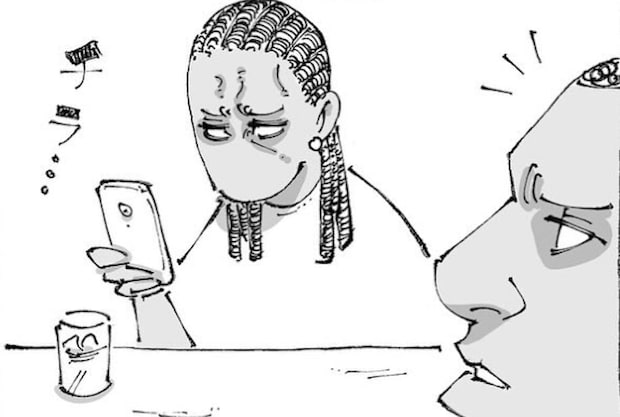 【漫画】飲み会中、スマホを何度も確認する女性　心配して声をかけたら…“斜め上の返し”に「まるで落語みたいなオチ」