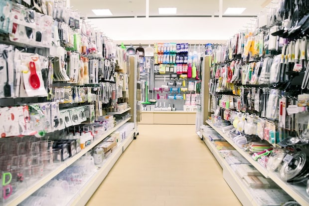 「100円ショップ」利用すれば本当に節約できるの? 買い物時に見落としやすい“まさかのワナ”とは